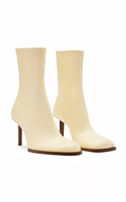 Jacquemus Rond Carre Leather Ankle Boots -Boots Sales Store jacquemus ivory les bottines rond carre 2 1